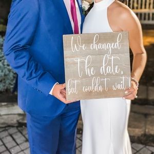 Change the Date sign